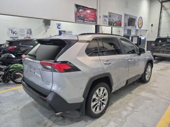 Image 3 2020 TOYOTA RAV4