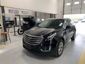 Image 1 2017 CADILLAC XT5