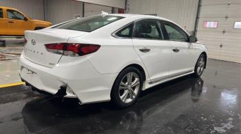 Image 3 2018 HYUNDAI SONATA