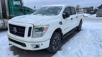 2017 NISSAN TITAN