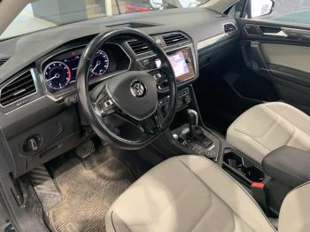 Image 5 2018 VOLKSWAGEN TIGUAN