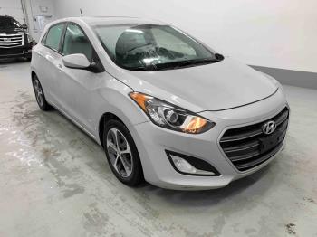 Image 2 2017 HYUNDAI ELANTRA GT